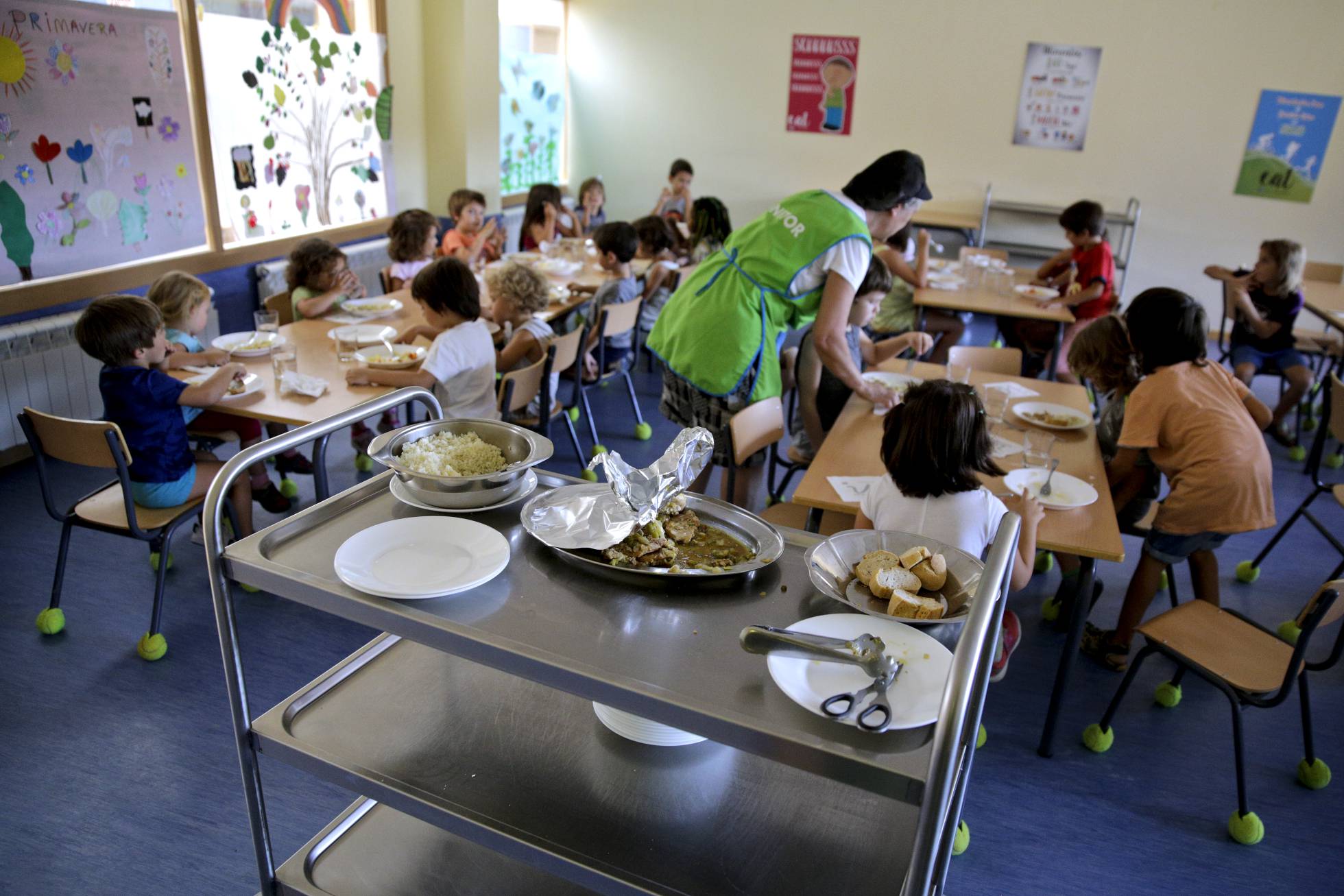 Нравится ли родителям школьное питание в Испании?